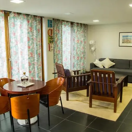Spacious In With Pool Villa