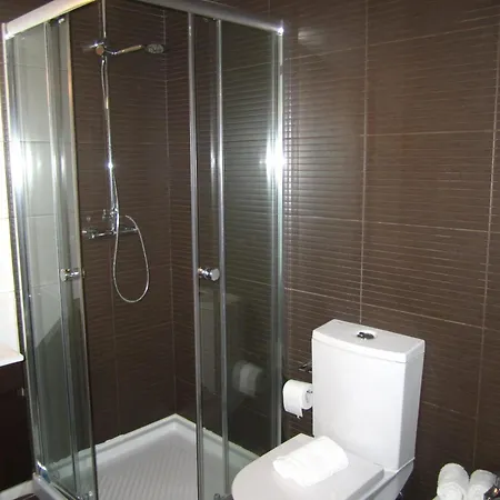 Villa Spacious In With Pool Carrazedo (Amares)